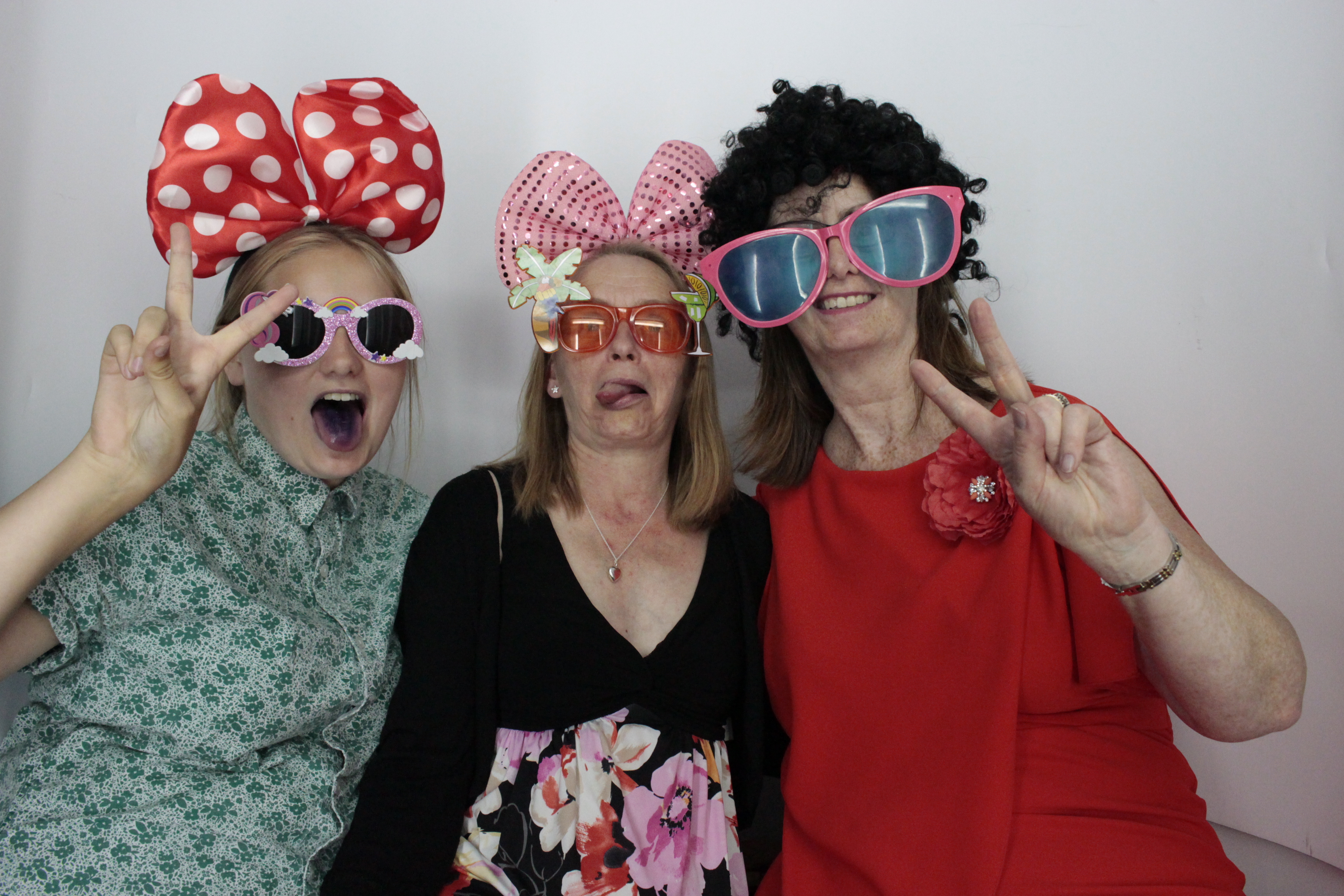 Richard & Karen's Wedding Reception | View more photos from the event at gallery.myphotoboothexperience.co.uk/u/MyPhotoBoothExperienceLtd/Richard-Karens-Wedding-Reception